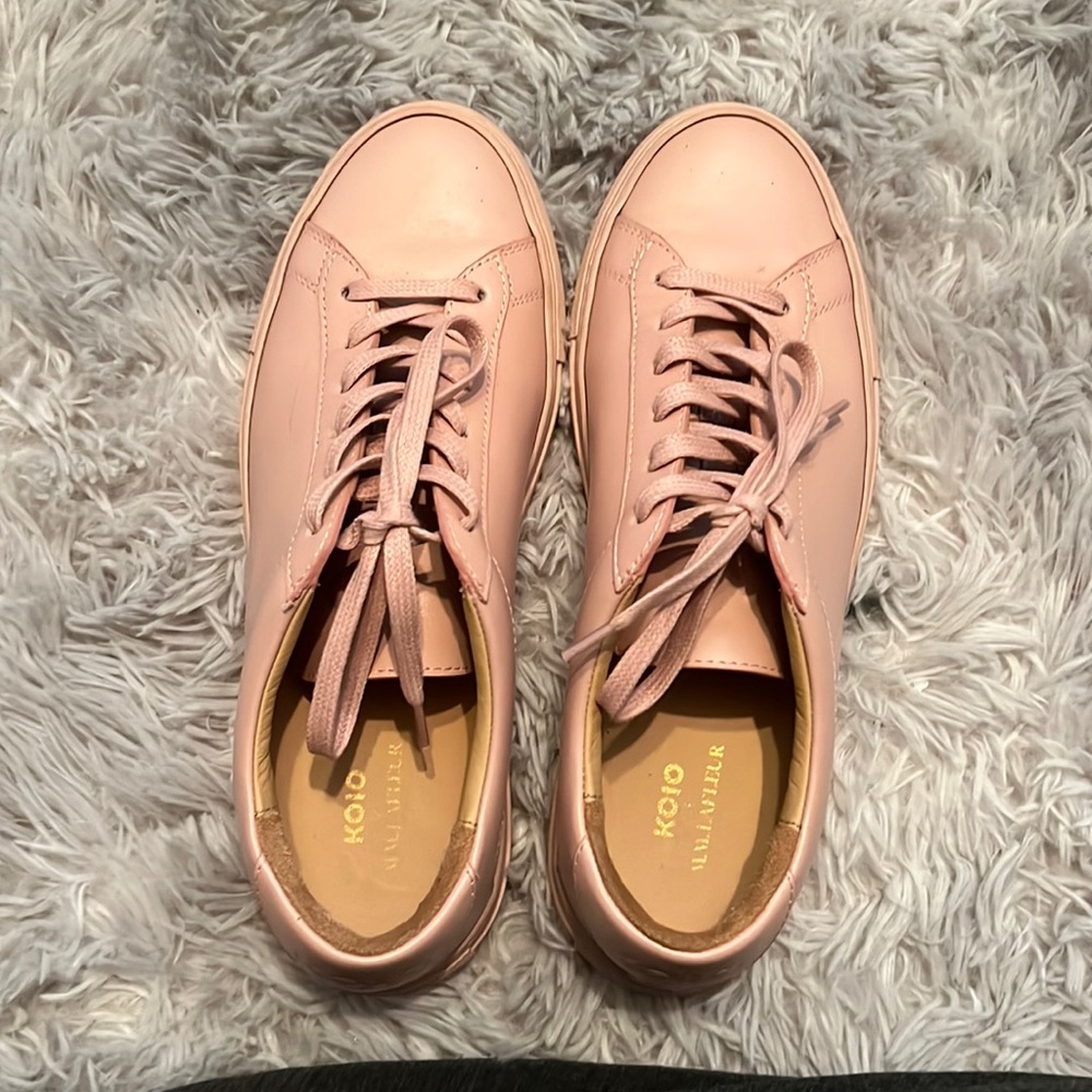 KOIO Women's Pink Sneakers